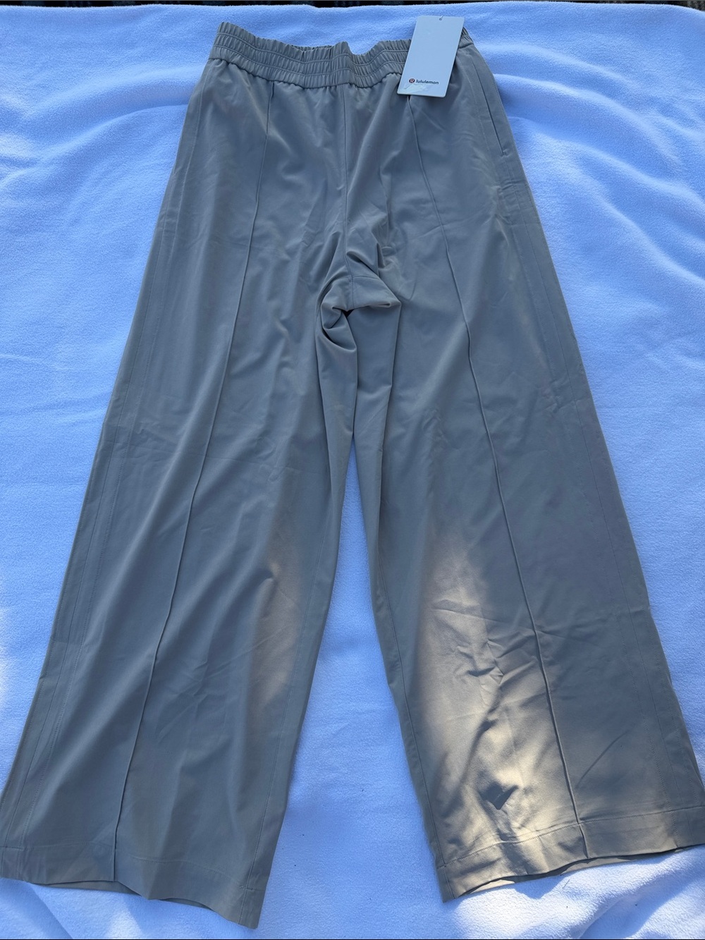 lululemon athletica Gray Wide-Leg Chinos